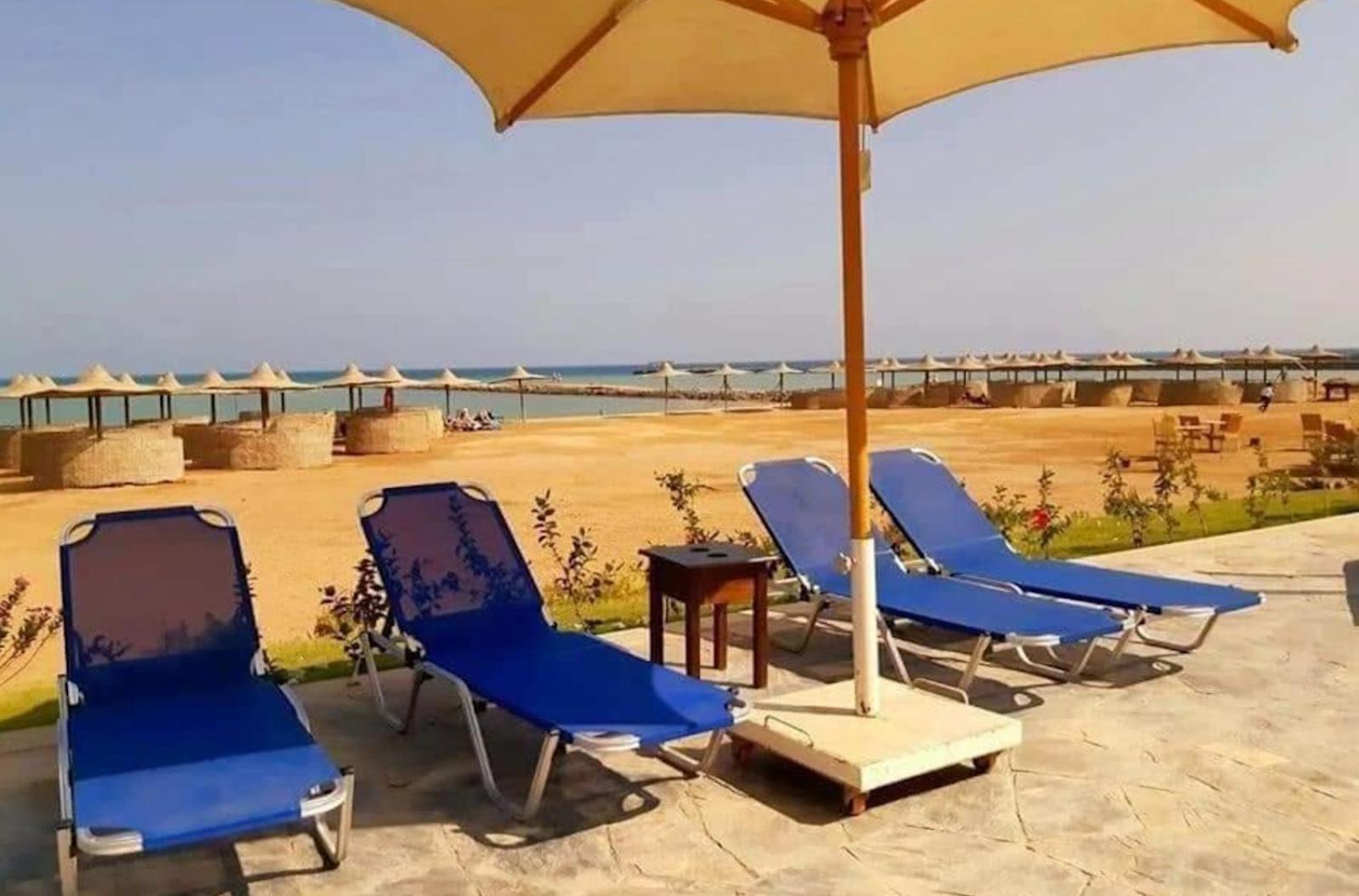 Comfort Zone At Turtles Beach Resort Hurghada Bagian luar foto